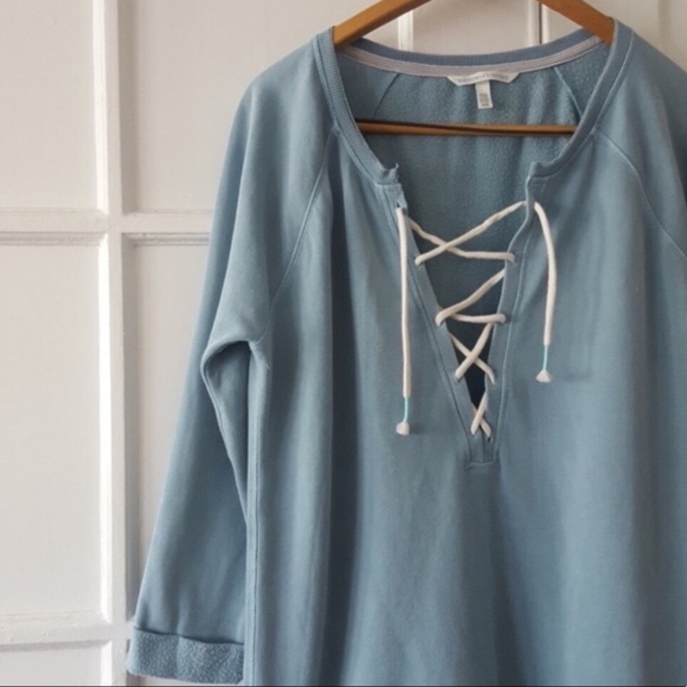 {Victoria’s Secret} Lace Up Pullover